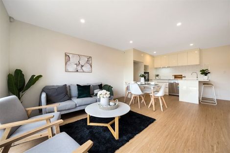 Photo of property in 11e Reid Road, New Lynn, Auckland, 0600