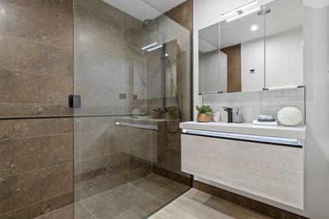 Photo of property in 73a Lake Domain Drive, Frankton, Hamilton, 3204