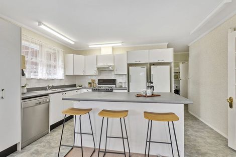 Photo of property in 24 Larsen Crescent, Tawa, Wellington, 5028