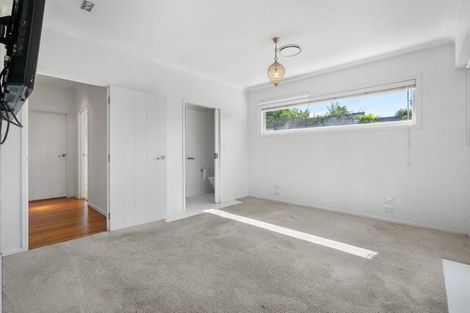 Photo of property in 16 Tainui Street, Frankton, Hamilton, 3204