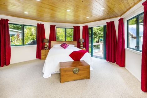 Photo of property in 2021 Akatarawa Road, Akatarawa Valley, Upper Hutt, 5372