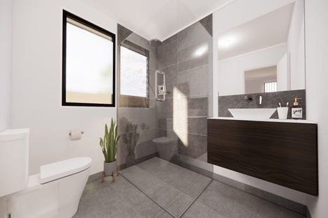 Photo of property in 2 Paapaka Way, Waiuku, 2123