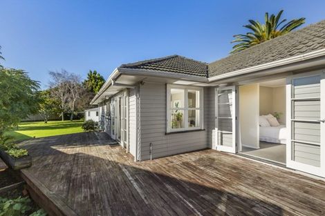 Photo of property in 19 Roby Street, Te Atatu Peninsula, Auckland, 0610
