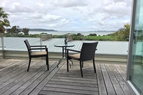 Photo of property in 47 Spinnaker Drive, Te Atatu Peninsula, Auckland, 0610