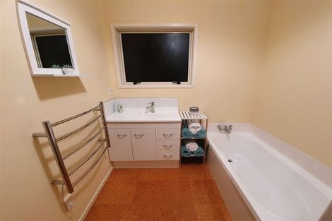 Photo of property in 2/49 Strid Road, Te Atatu South, Auckland, 0610