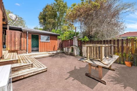 Photo of property in 35 Rushgreen Avenue, Pahurehure, Papakura, 2113