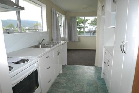 Photo of property in 43 Arawhata Road, Paraparaumu, 5032