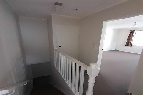 Photo of property in 67b Thurleigh Grove, Karori, Wellington, 6012