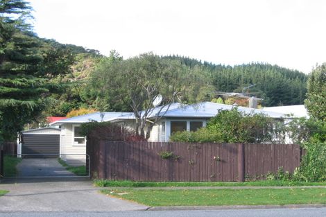 Photo of property in 36 Meremere Street, Wainuiomata, Lower Hutt, 5014