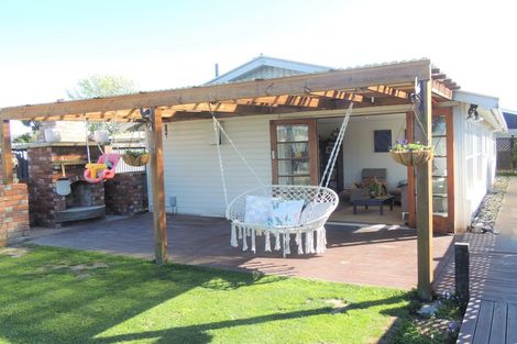 Photo of property in 20 Saltaire Street, North New Brighton, Christchurch, 8083
