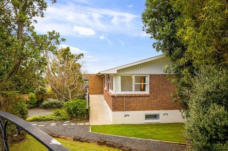 Photo of property in 1 Routley Drive, Glen Eden, Auckland, 0602