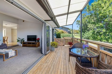 Photo of property in 28 Gilshennan Valley, Red Beach, 0932
