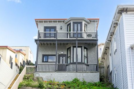 Photo of property in 2a Macdonald Crescent, Te Aro, Wellington, 6011