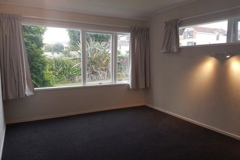Photo of property in 42 May Street, Mount Maunganui, 3116