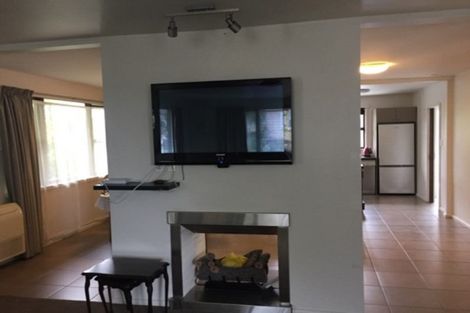 Photo of property in 4 Talltree Avenue, Avonhead, Christchurch, 8042