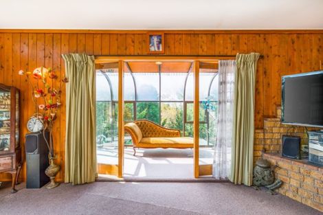 Photo of property in 8 Hartley Terrace, Massey, Auckland, 0614