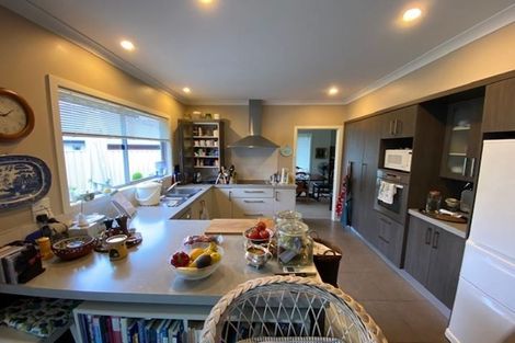 Photo of property in 98 Russell Robertson Drive, Havelock North, 4130