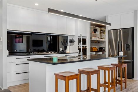 Photo of property in 33 Palmer Avenue, Rolleston, 7615