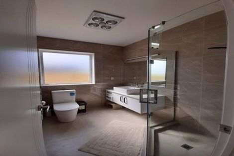 Photo of property in 21 Hakinakina Drive, Flat Bush, Auckland, 2019
