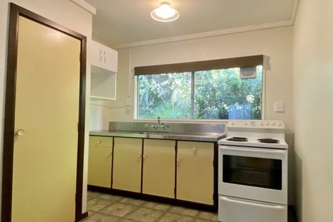 Photo of property in 15f2 Bloomsbury Grove, Newlands, Wellington, 6037