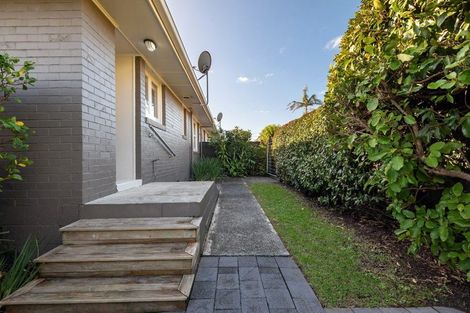Photo of property in 61a/3 Northboro Road, Belmont, Auckland, 0622