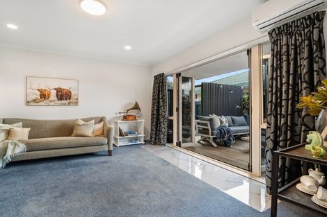 Photo of property in 152 Gravatt Road, Papamoa Beach, Papamoa, 3118