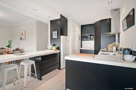 Photo of property in 22 Routly Avenue, Pukekohe, 2120