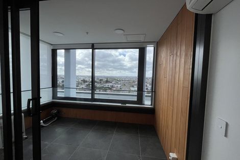 Photo of property in 1 Buscomb Avenue, Henderson, Auckland, 0610