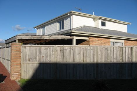 Photo of property in 2/25 Tacy Street, Kilbirnie, Wellington, 6022