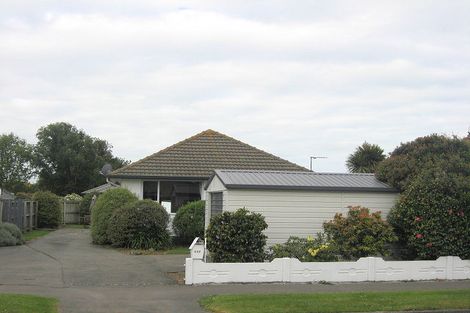 Photo of property in 228 Harewood Road, Bishopdale, Christchurch, 8053