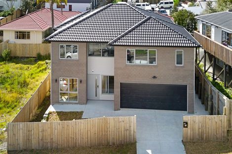 Photo of property in 2a Palmgreen Court, Stanmore Bay, Whangaparaoa, 0932