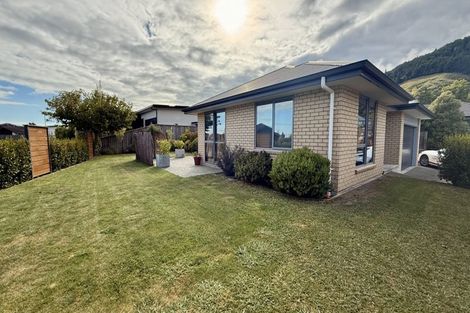 Photo of property in 25 Pine Crest Drive, Richmond, 7020