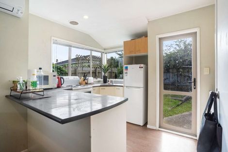 Photo of property in 25a Sikkim Crescent, Clover Park, Auckland, 2019