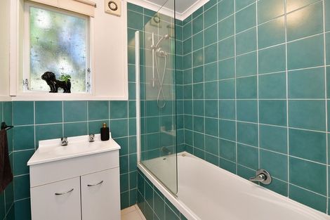 Photo of property in 33 Rautawhiri Road, Helensville, 0800