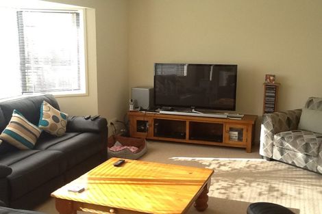 Photo of property in 2 Mayfair Close, Whitianga, 3510