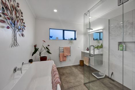 Photo of property in 90a Victoria Street, Hawera, 4610