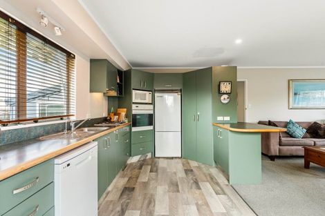 Photo of property in 105 Mckellar Place, Whangamata, 3620