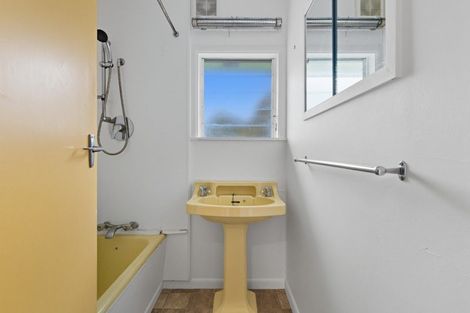 Photo of property in 14 Slade Street, Greerton, Tauranga, 3112