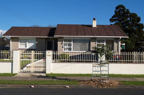 Photo of property in 77 Raglan Street, Mangere East, Auckland, 2024