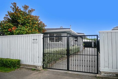 Photo of property in 203 Knowles Street, St Albans, Christchurch, 8052