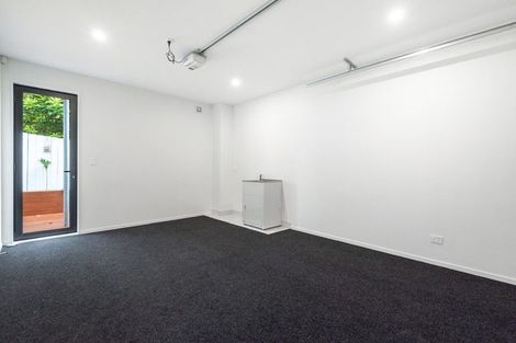 Photo of property in 61a Knights Road, Rothesay Bay, Auckland, 0630