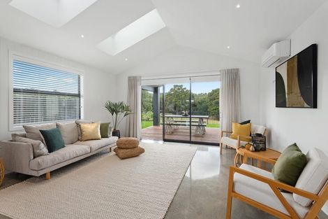 Photo of property in 22 Taurangawaka Road, One Tree Point, 0118