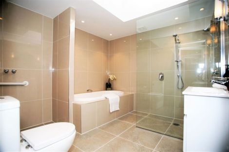 Photo of property in 66 Wilsons Road, Saint Martins, Christchurch, 8022