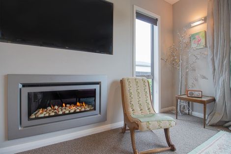 Photo of property in 25a Leistrella Road, Hoon Hay, Christchurch, 8025