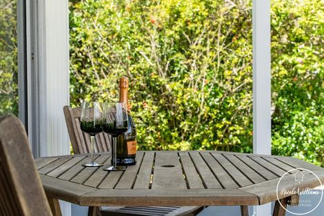 Photo of property in 9 Regent Street, Whakapirau, Maungaturoto, 0583