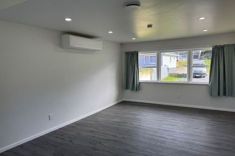 Photo of property in 11 Main Road, Wainuiomata, Lower Hutt, 5014