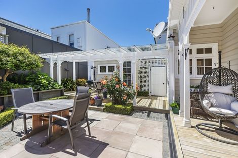 Photo of property in 65 Ellice Street, Mount Victoria, Wellington, 6011