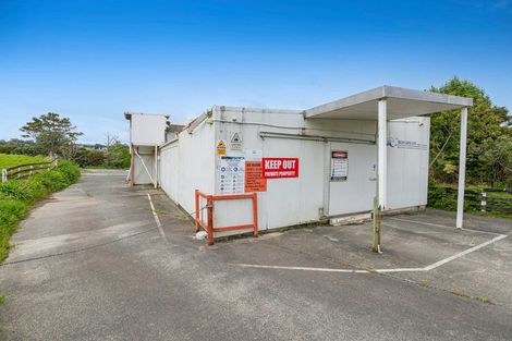 Photo of property in 51 Goodall Road, Snells Beach, 0920