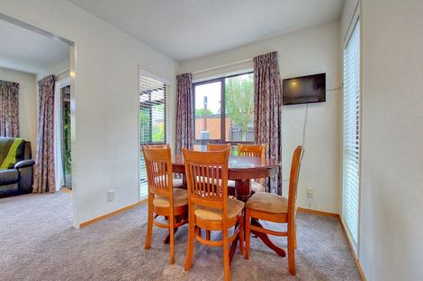 Photo of property in 14 Strauss Place, Somerfield, Christchurch, 8024