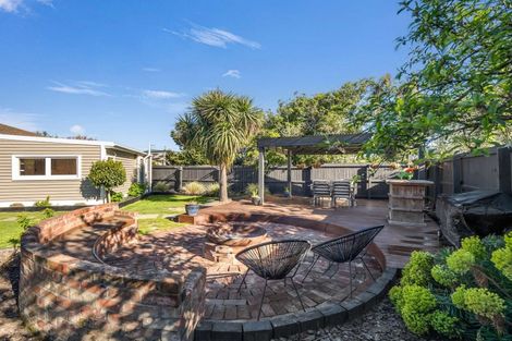 Photo of property in 54 Marriotts Road, North New Brighton, Christchurch, 8083